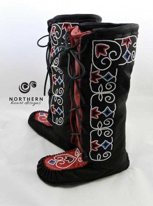 mukluks, laced mukluks, trapper mukluks, beaded mukluks, mi'kmaq beading