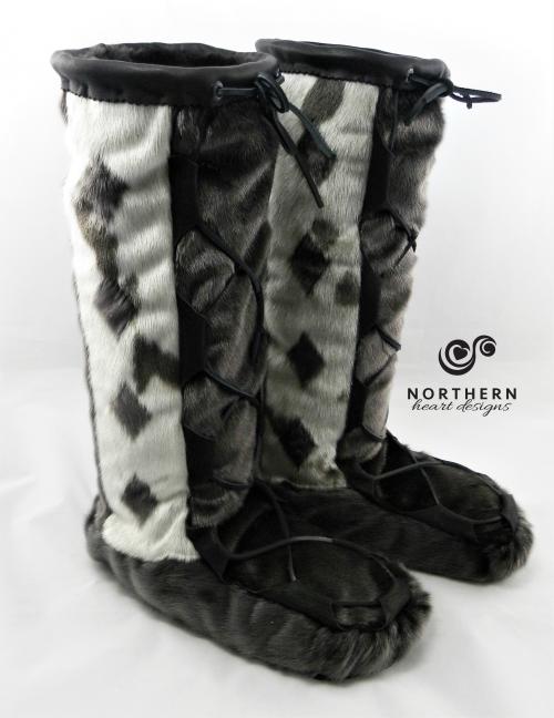 kamiks, mukluks, seal skin kamiks, seal skin mukluks, seal fur