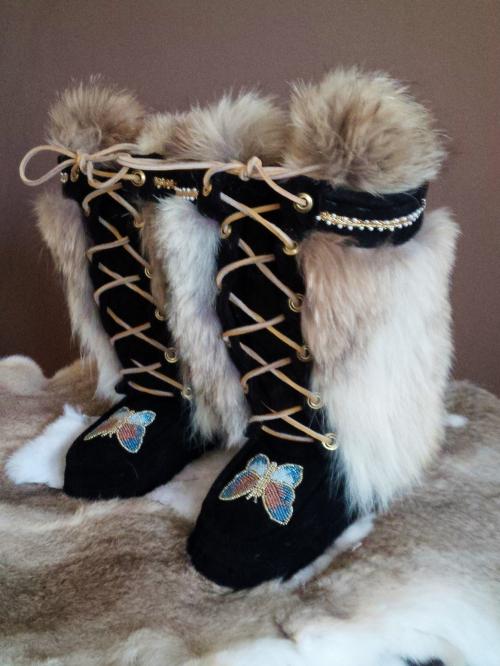 mukluks, laced mukluks, lace-front mukluks, leather mukluks, handmade mukluks