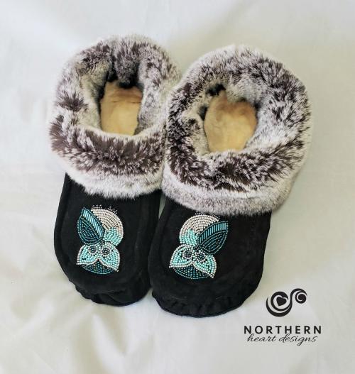 Traditional Moccasin Slippers - Pattern and Tutorial