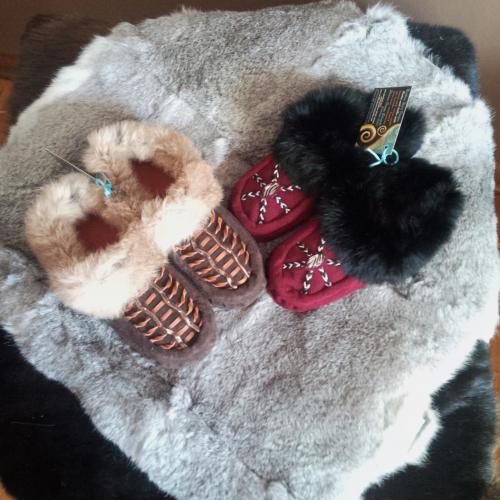 moccasins, slippers, leather weave, leather, fur