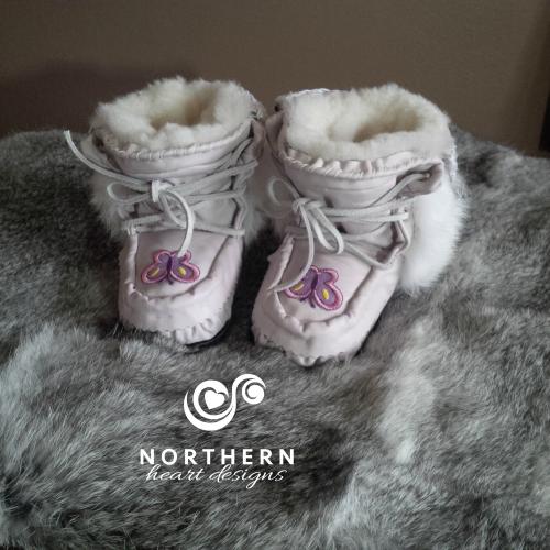 baby mukluks, leather, furt, sheepskin