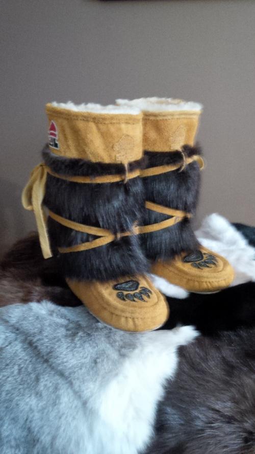 mukluks, wrap-around, moose, beaver