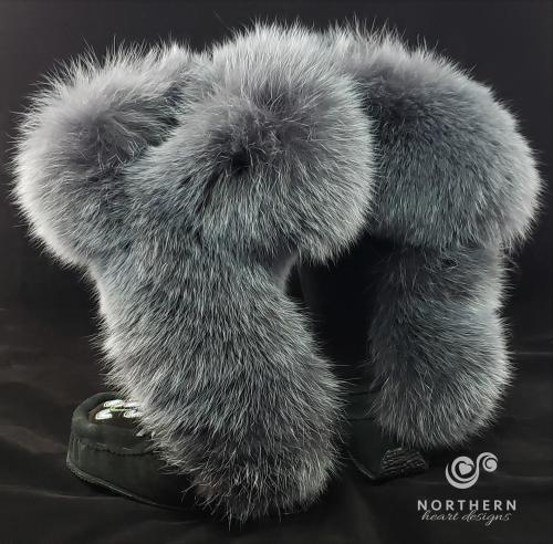 Drop-side cuff All Leather Mukluks