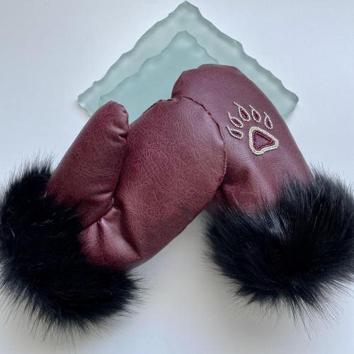 Vegan Bear Paw Beaded Mitts - Size Large