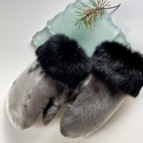 Seal Skin and Rabbit Fur trimmed mitts - Size Large