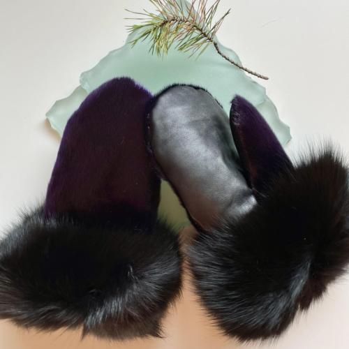 Purple Seal Skin and Fox Fur trimmed mitts - Size Medium