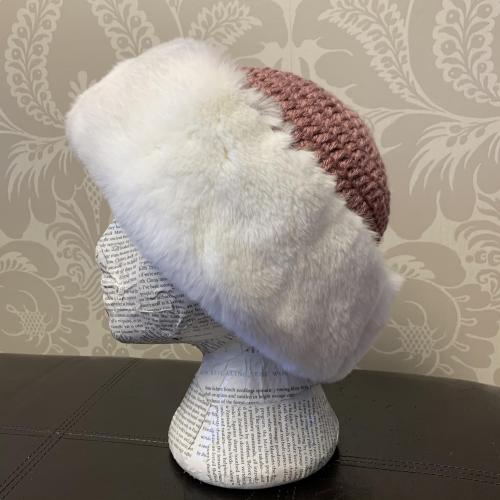 Istas Fur Hat with optional Hand Muff