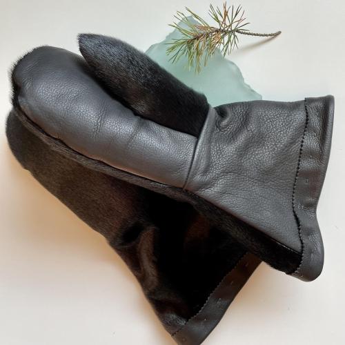 Seal Gauntlets  - Size Medium