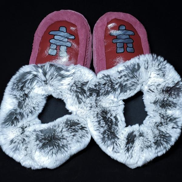 Hand painted moccasin slippers, Inunnguaq design, Ladies 6.5-7.5