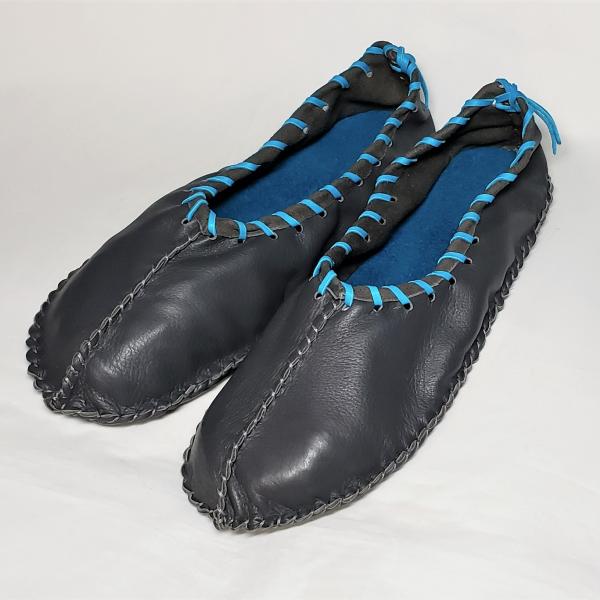 Black with Blue accents Ballet-style Deerskin Flats, Ladies 7.5
