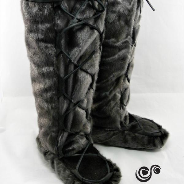 kamiks, mukluks, seal skin kamiks, seal skin mukluks, seal fur