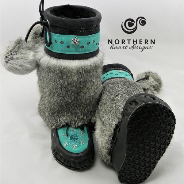 kids mukluks, leather, fur, beading, hadmade mukluks