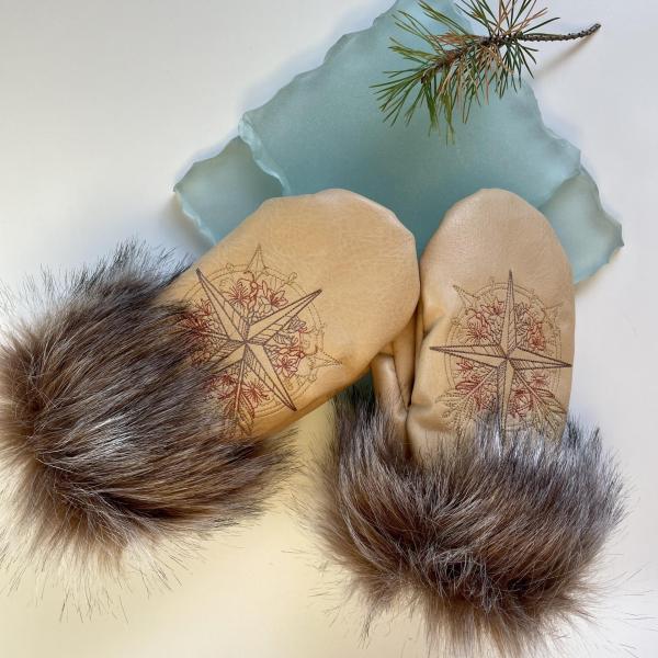 Vegan Embroidered Mitts with Faux Fur - Size Small 