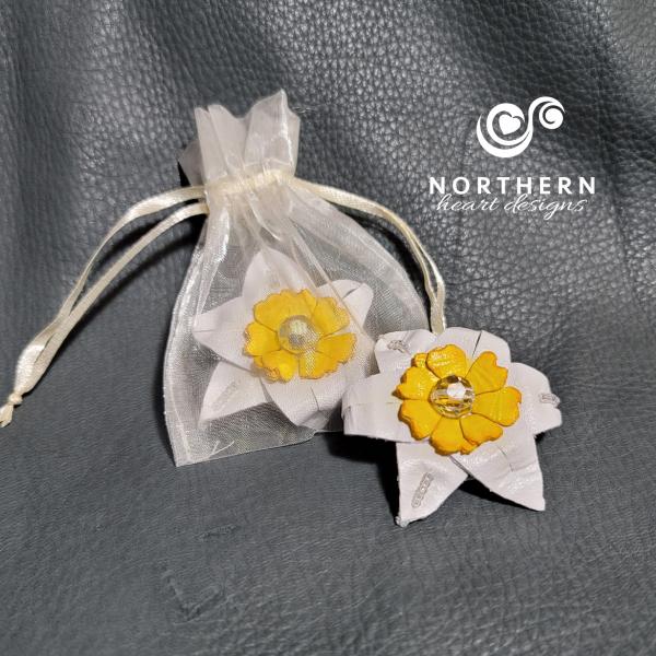 Leather-crafted daffodil pin with Swarovski crystal center - Charitable Pin