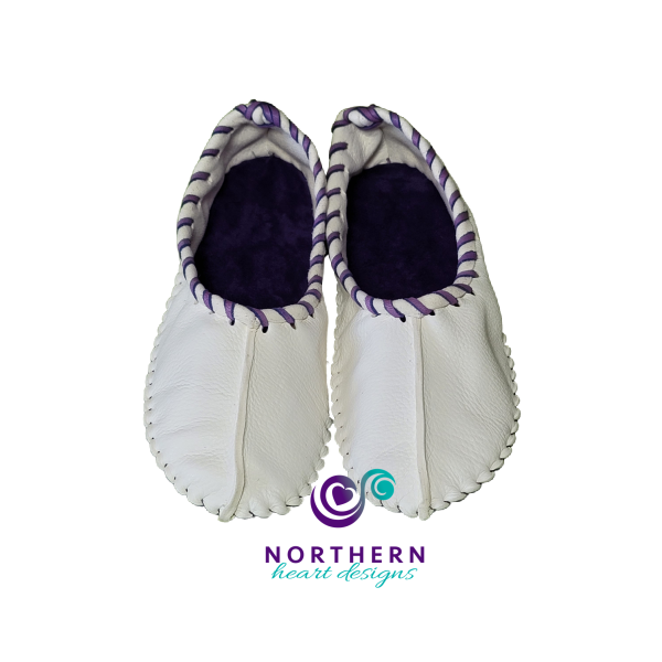 White and Purple Deerskin Ballet-Style Flats, Ladies size 6