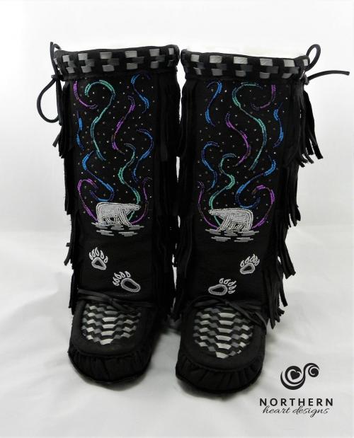 mukluks, beaded mukluks, fringed mukluks, leather fringe boots